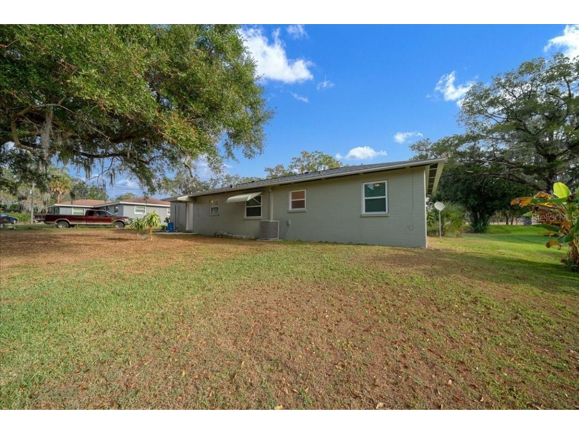 2810 SE Lake Weir Avenue Ocala FL 34471 OM714042 image42