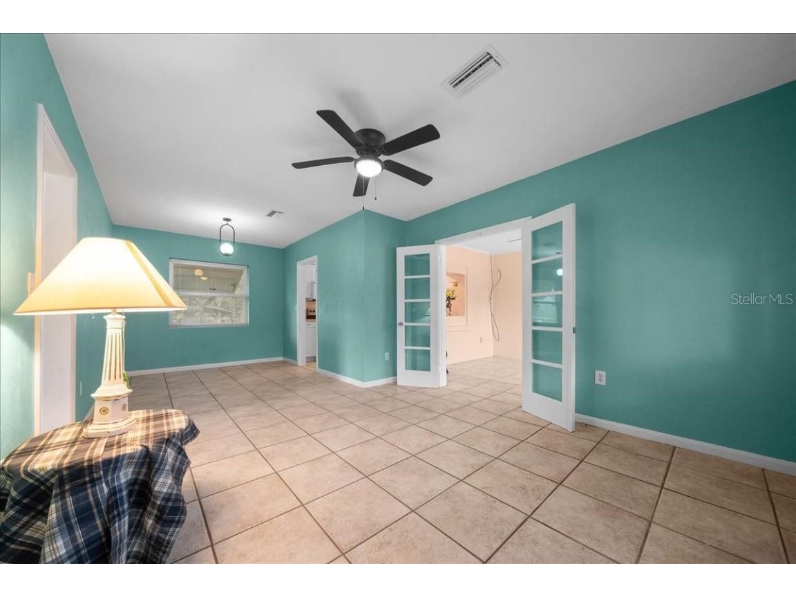 2810 SE Lake Weir Avenue Ocala FL 34471 OM714042 image9