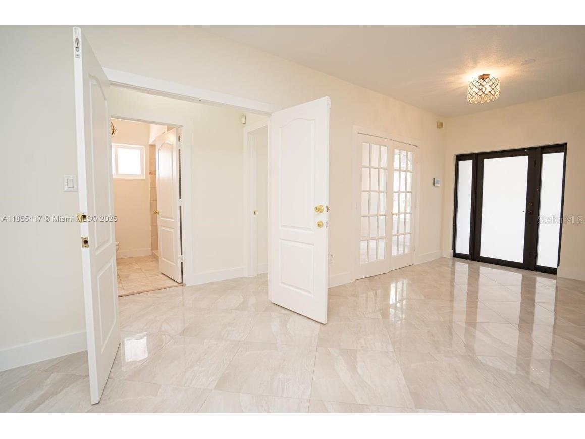 2810 SW 114th Avenue Miami FL 33165 TB8449607 image10