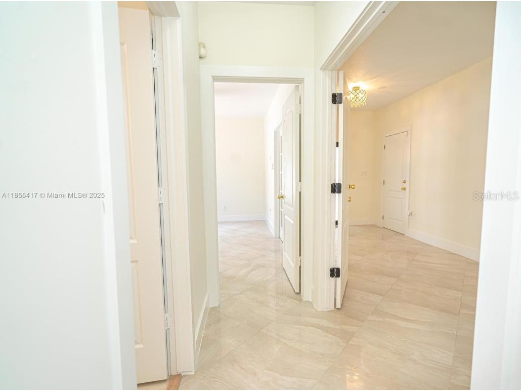 2810 SW 114th Avenue Miami FL 33165 TB8449607 image21