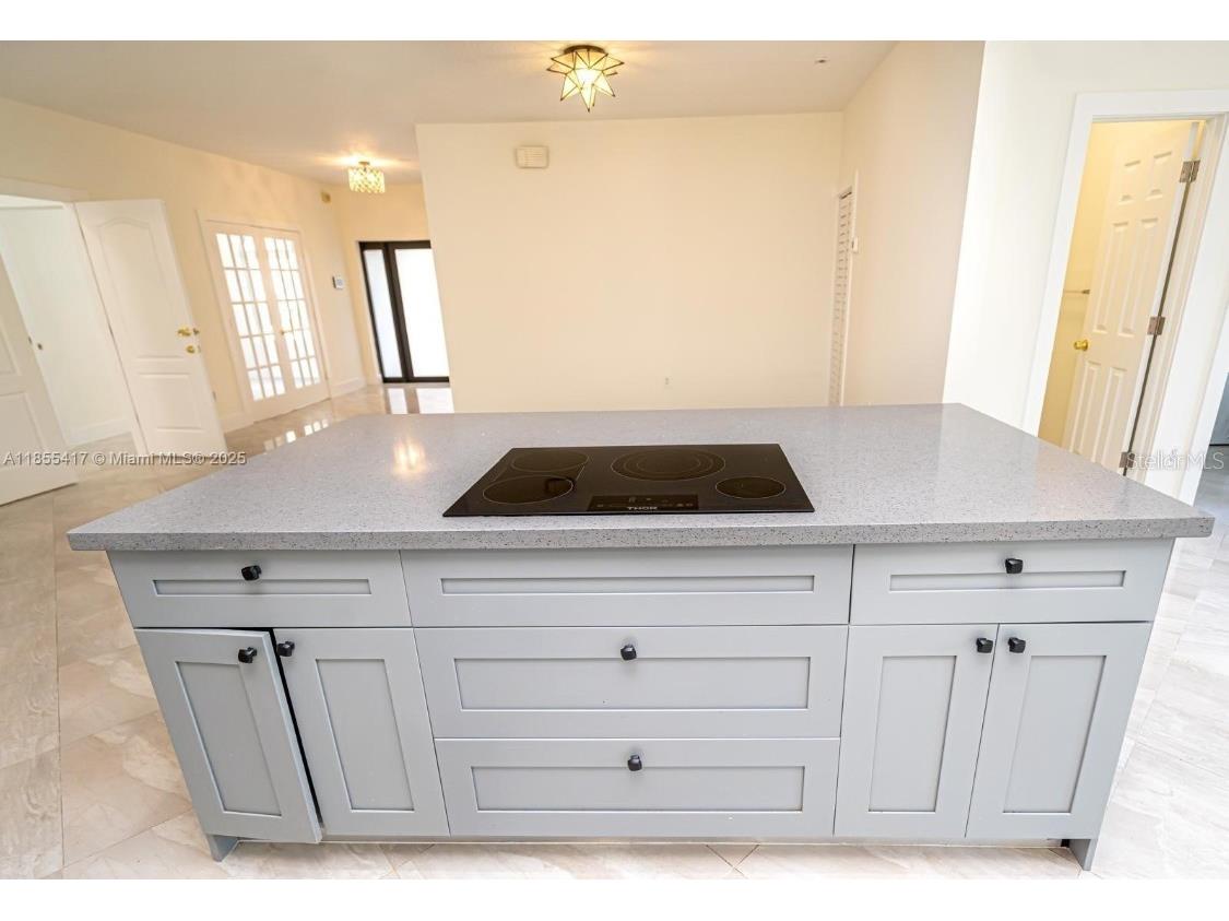 2810 SW 114th Avenue Miami FL 33165 TB8449607 image8
