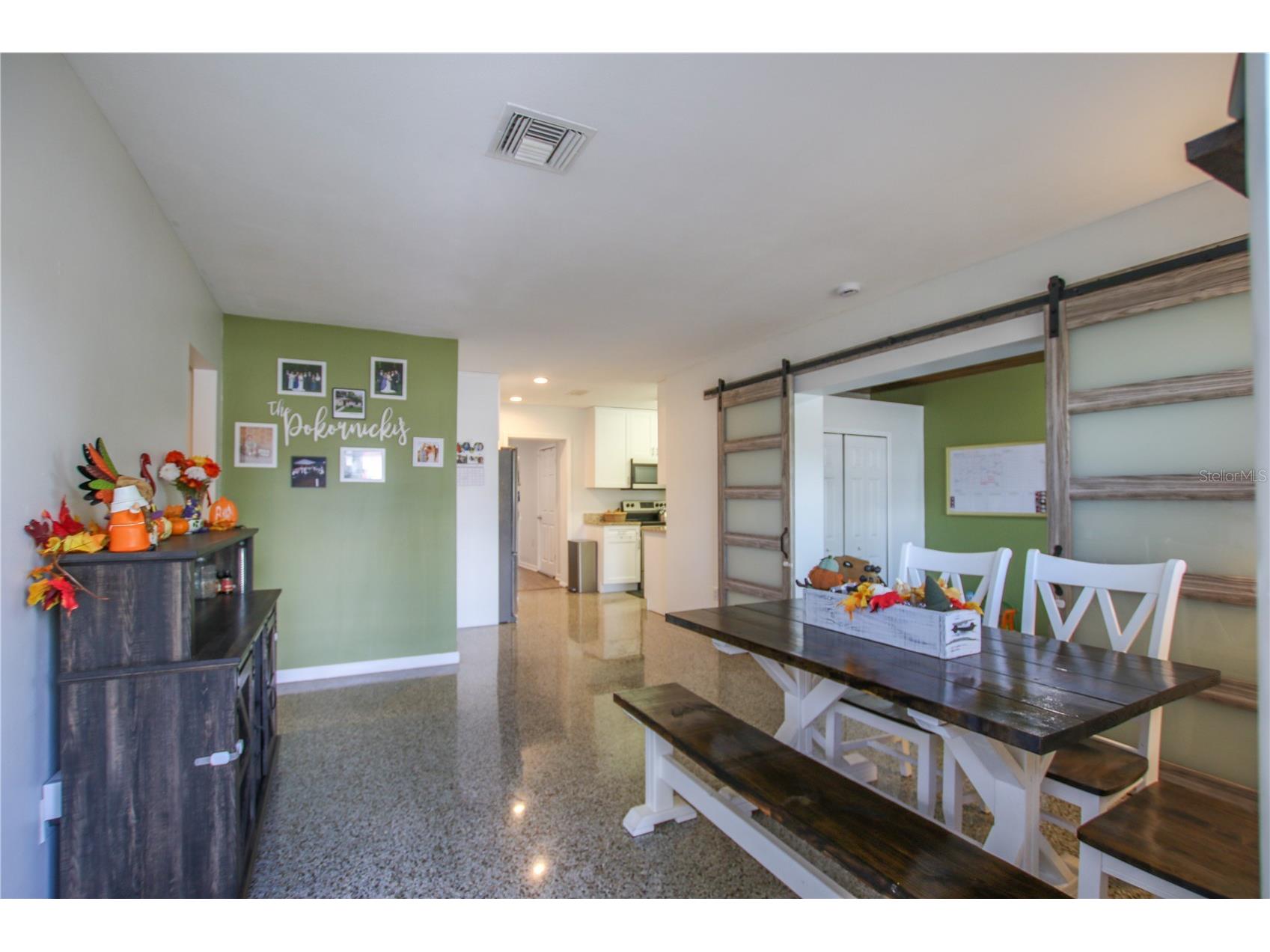 2810 W Robson Street Tampa FL 33614 TB8445845 image12