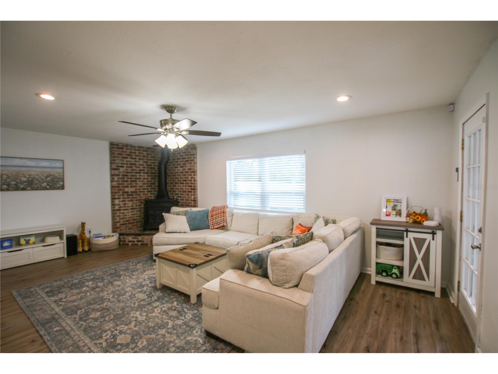 2810 W Robson Street Tampa FL 33614 TB8445845 image35