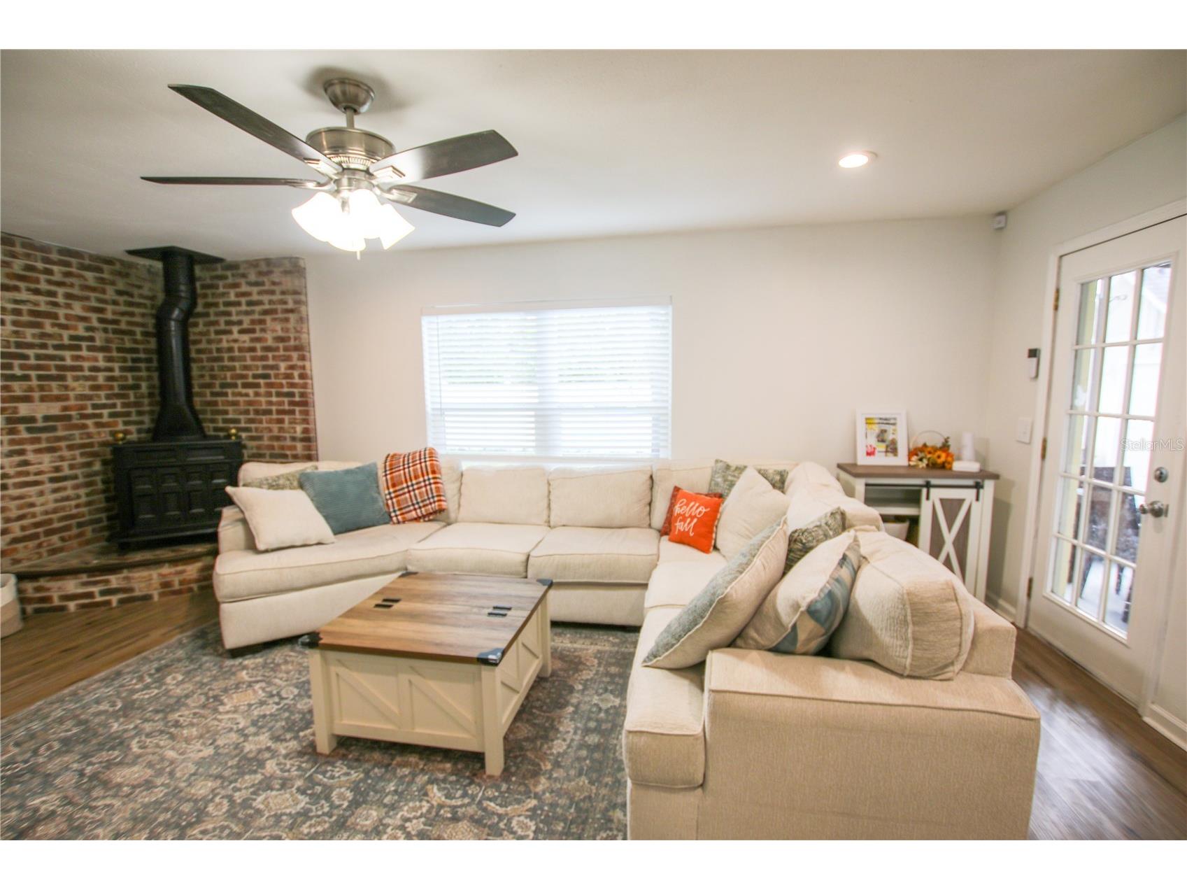 2810 W Robson Street Tampa FL 33614 TB8445845 image38