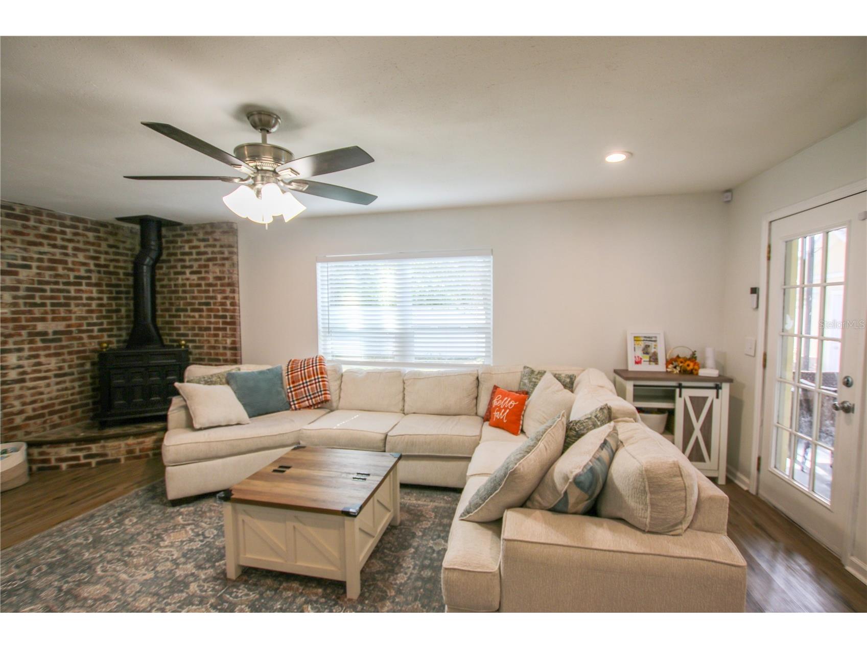 2810 W Robson Street Tampa FL 33614 TB8445845 image7