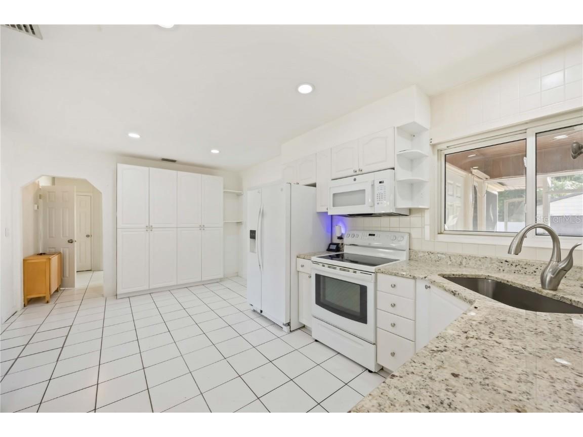 2811 17th Avenue W Bradenton FL 34205 A4672867 image12