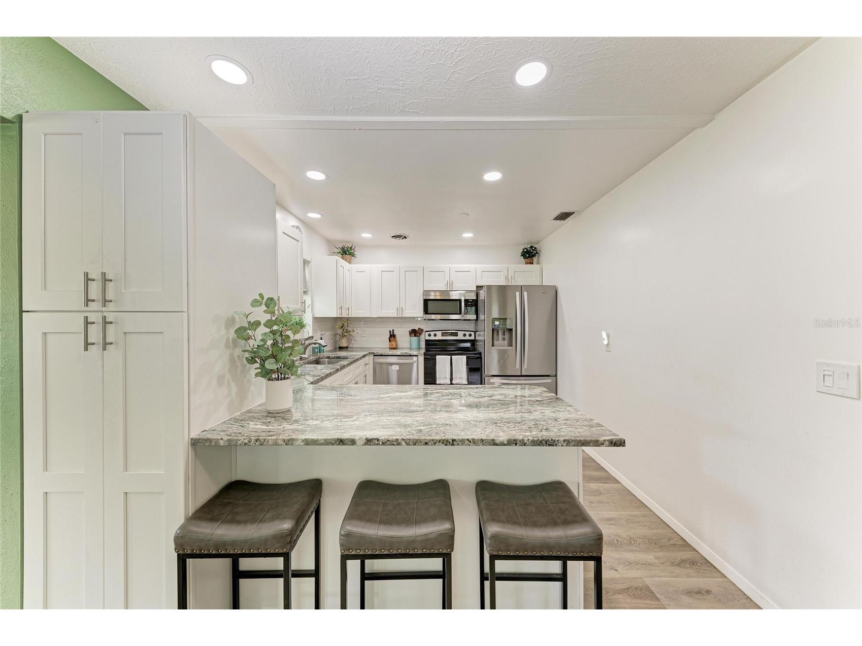 2811 33rd Avenue W Bradenton FL 34205 A4688318 image11