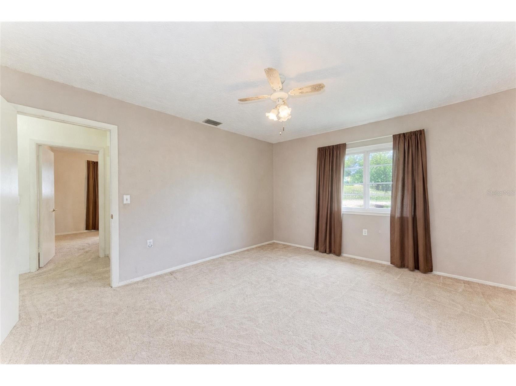 2811 33rd Avenue W Bradenton FL 34205 A4688318 image23