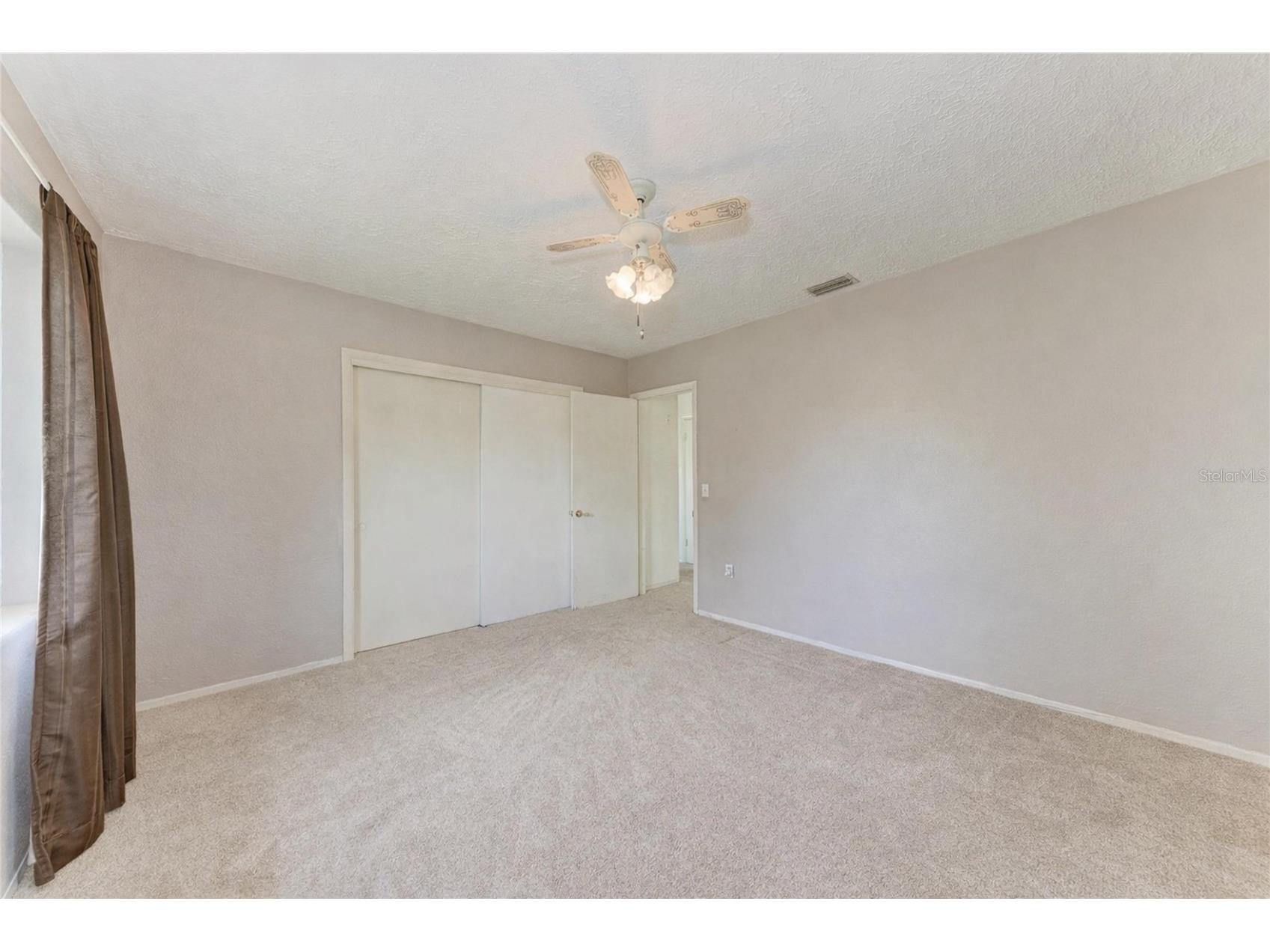 2811 33rd Avenue W Bradenton FL 34205 A4688318 image24