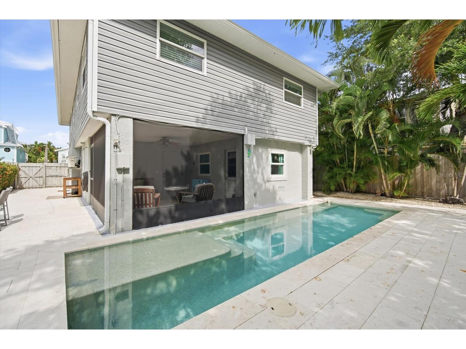 2811 Avenue C Holmes Beach FL 34217 A4695724 image3
