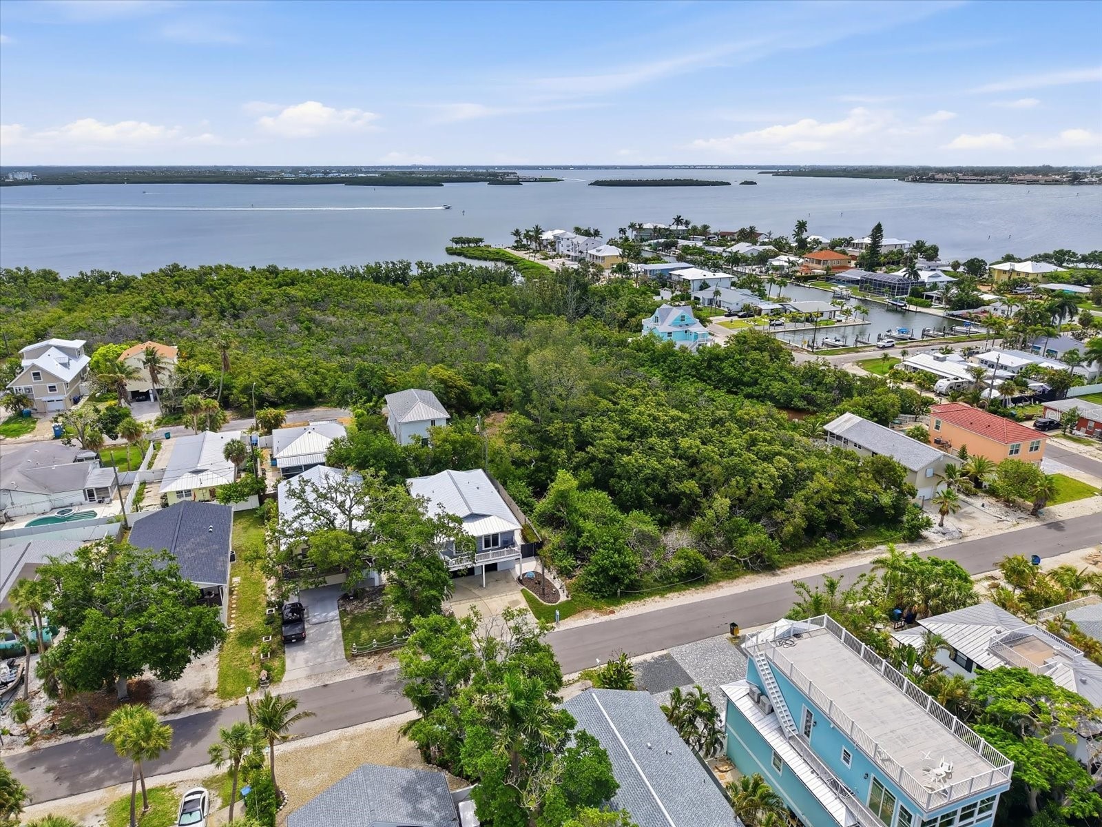 2811 Avenue C Holmes Beach FL 34217 A4695724 image39