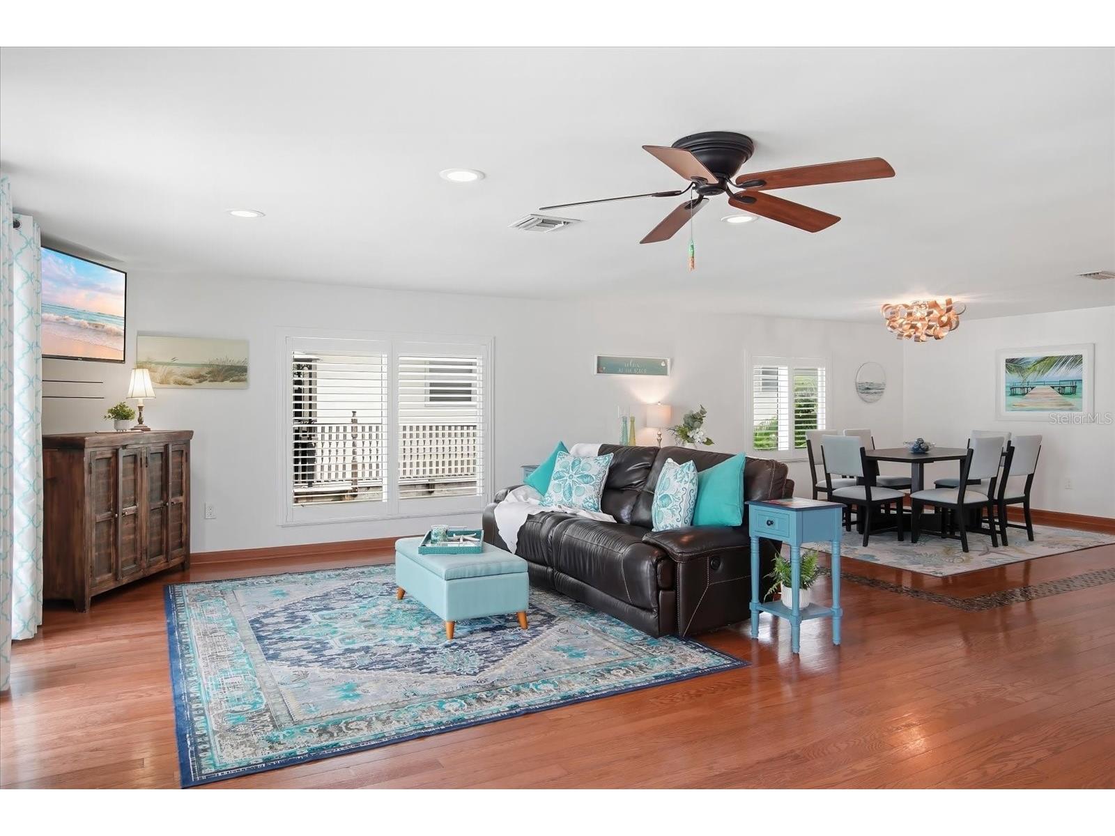 2811 Avenue C Holmes Beach FL 34217 A4695724 image5