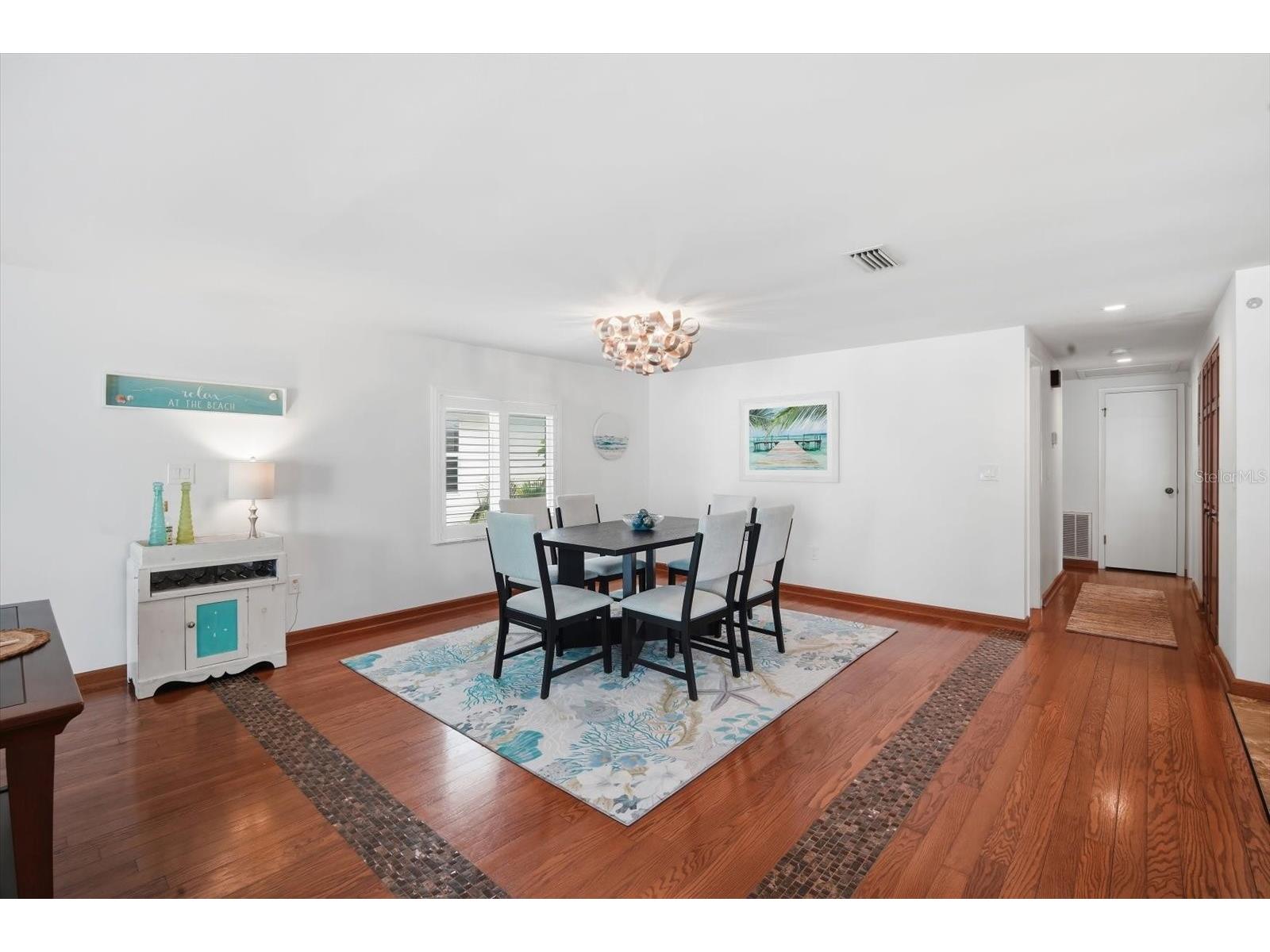 2811 Avenue C Holmes Beach FL 34217 A4695724 image9