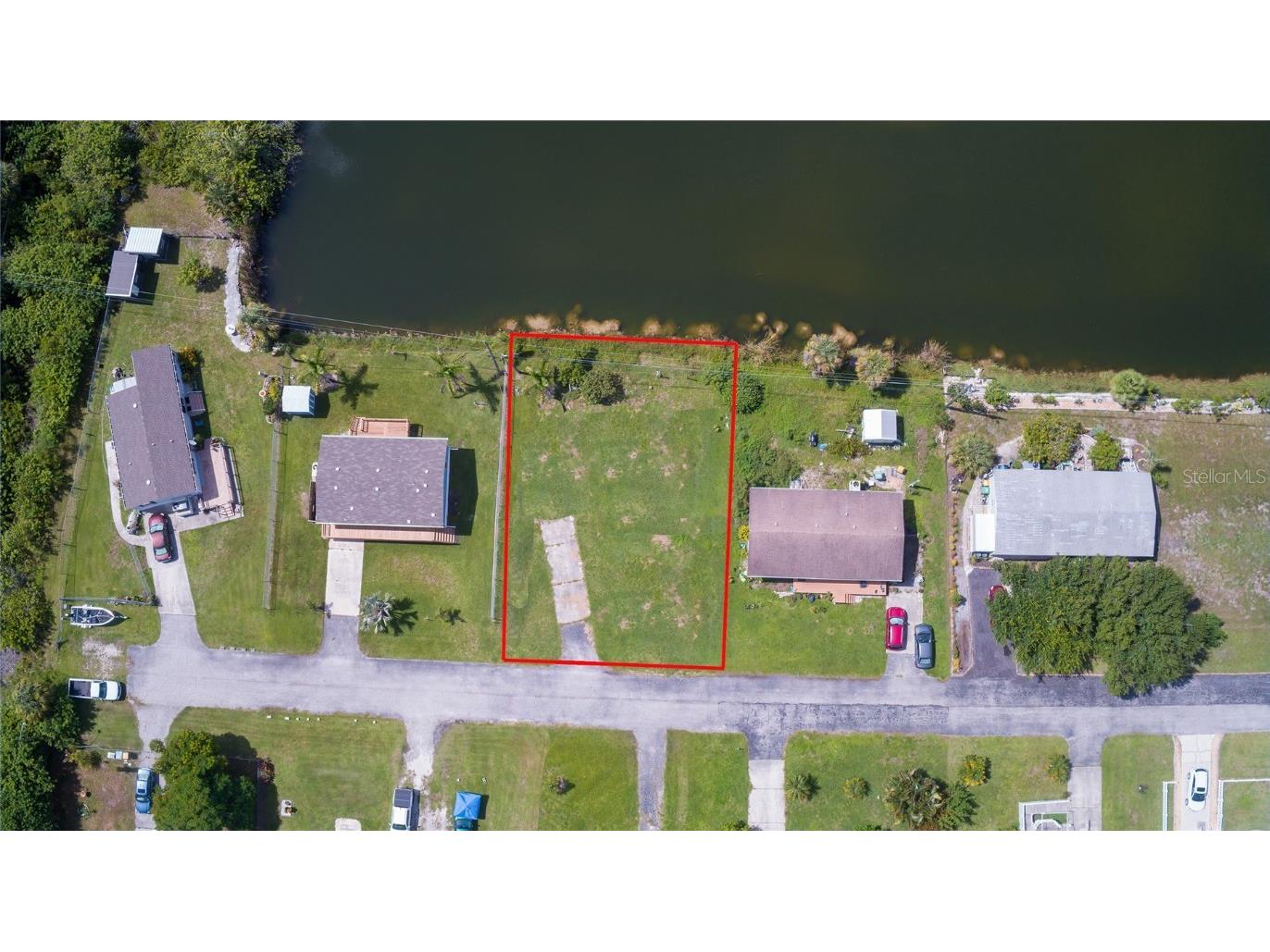 2811 Carl Avenue Punta Gorda FL 33950 C7495741 image3