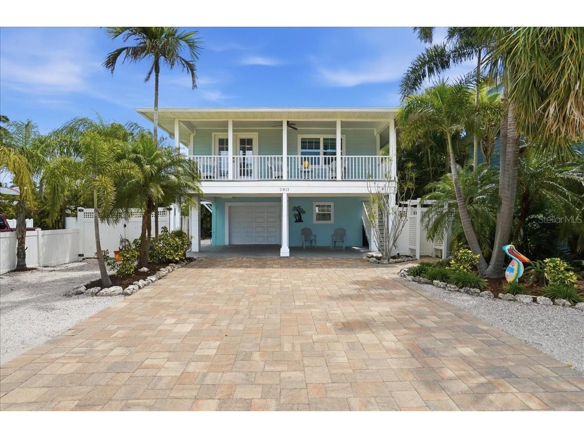 2811 Gulf Drive Holmes Beach FL 34217 A4691196 image1