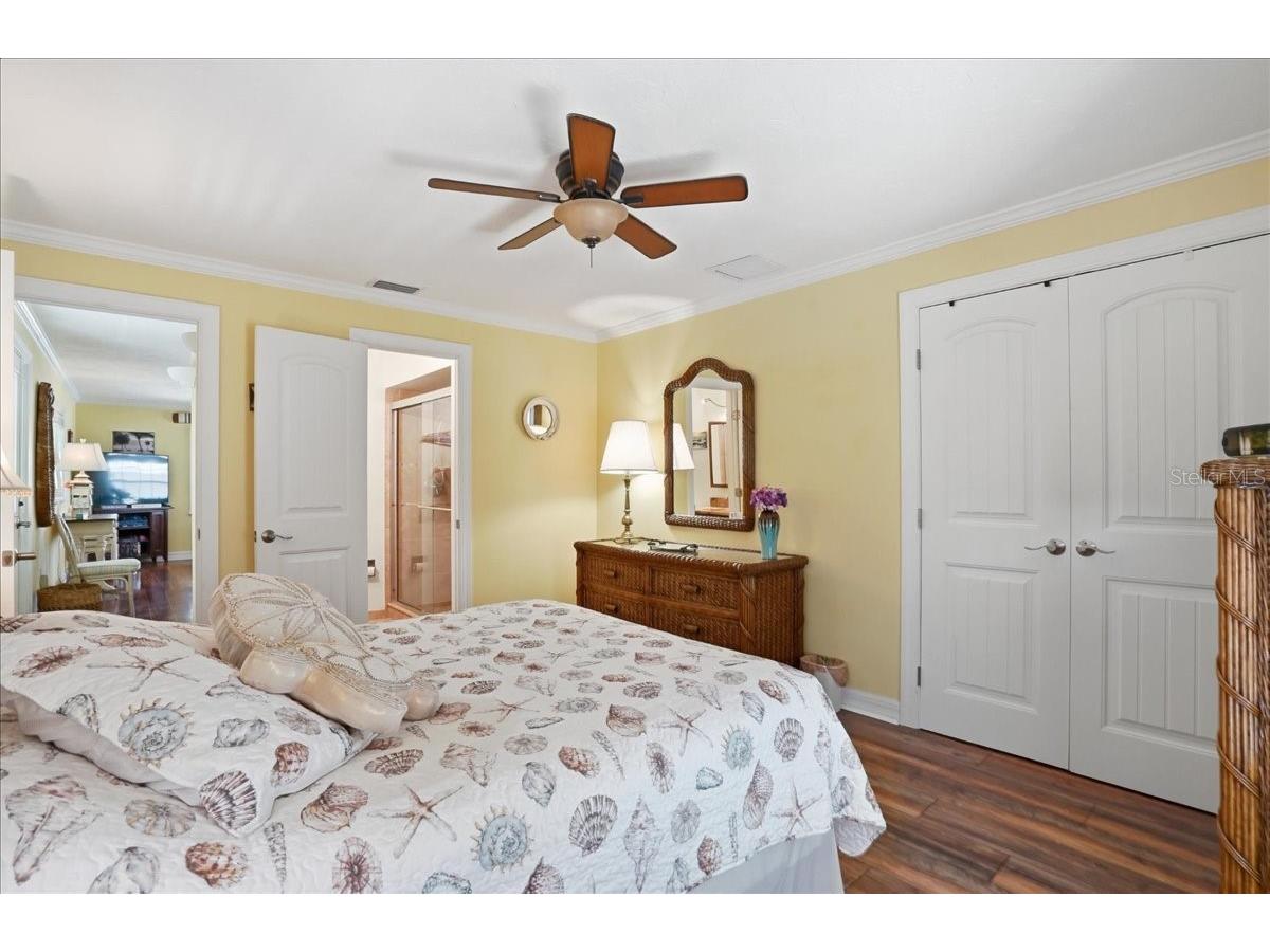 2811 Gulf Drive Holmes Beach FL 34217 A4691196 image21