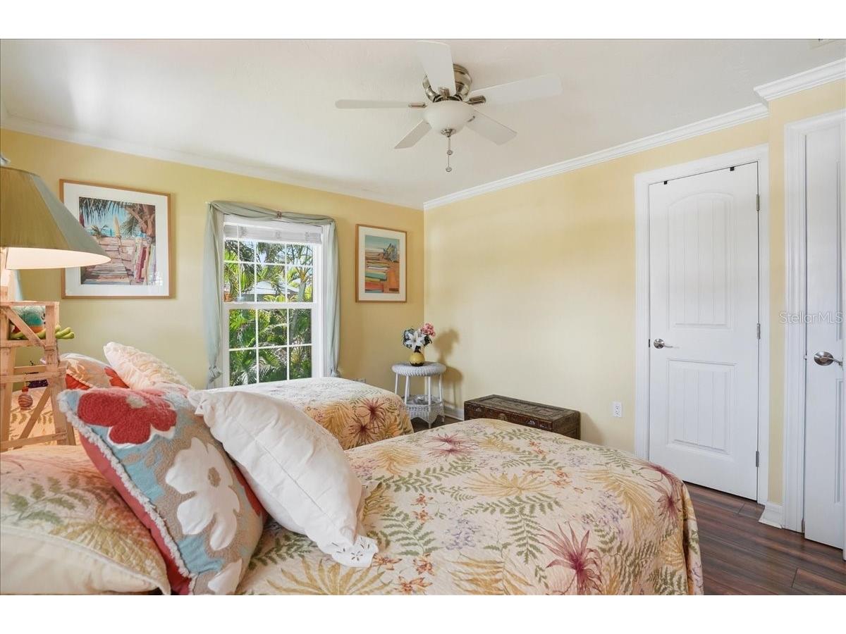 2811 Gulf Drive Holmes Beach FL 34217 A4691196 image26