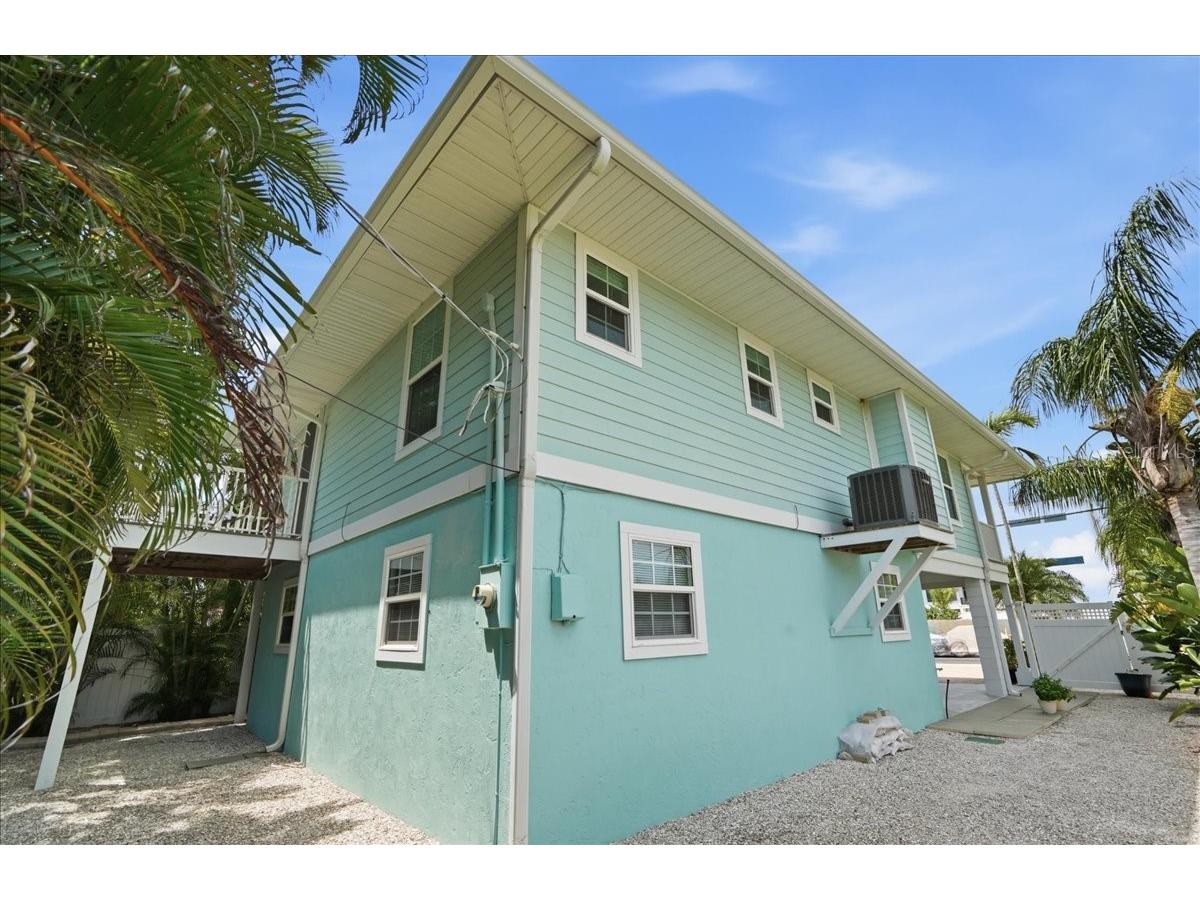 2811 Gulf Drive Holmes Beach FL 34217 A4691196 image41