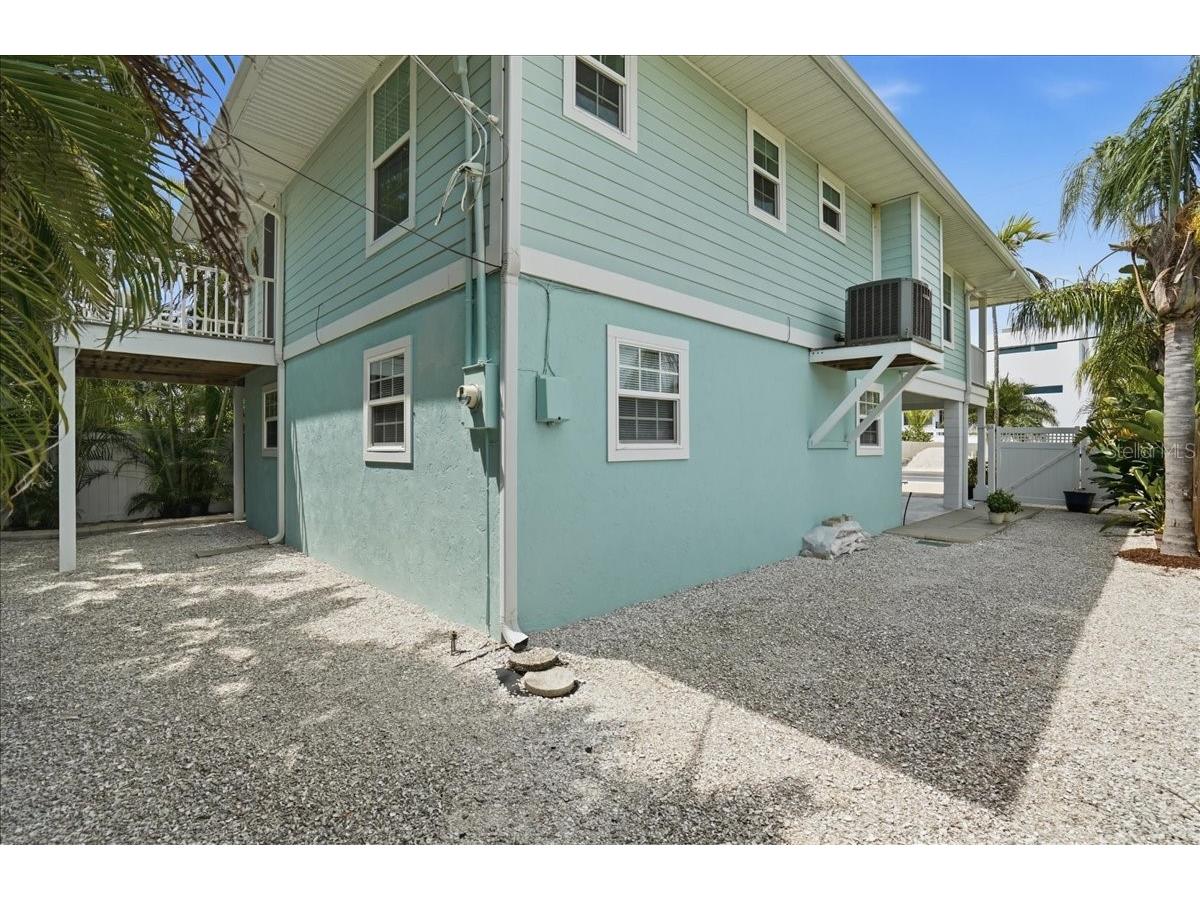 2811 Gulf Drive Holmes Beach FL 34217 A4691196 image42