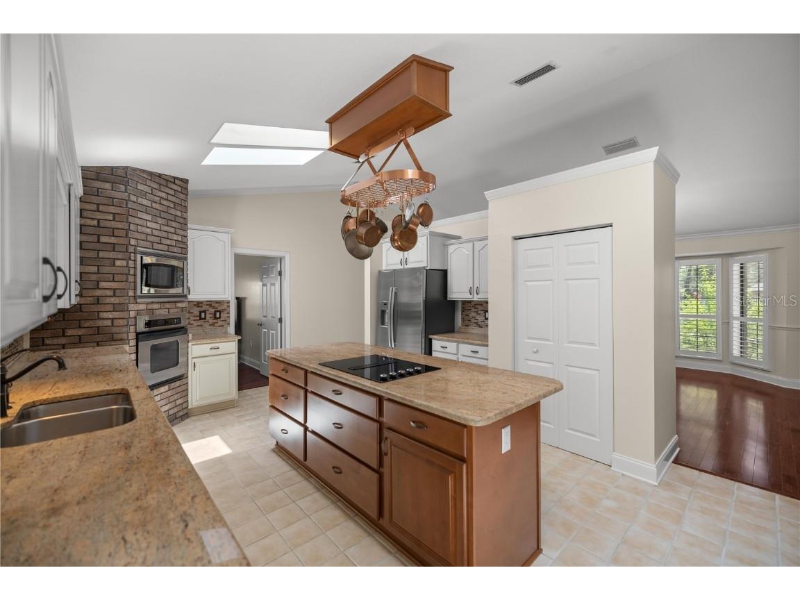 2811 SE 14th Street Ocala FL 34471 OM678361 image20