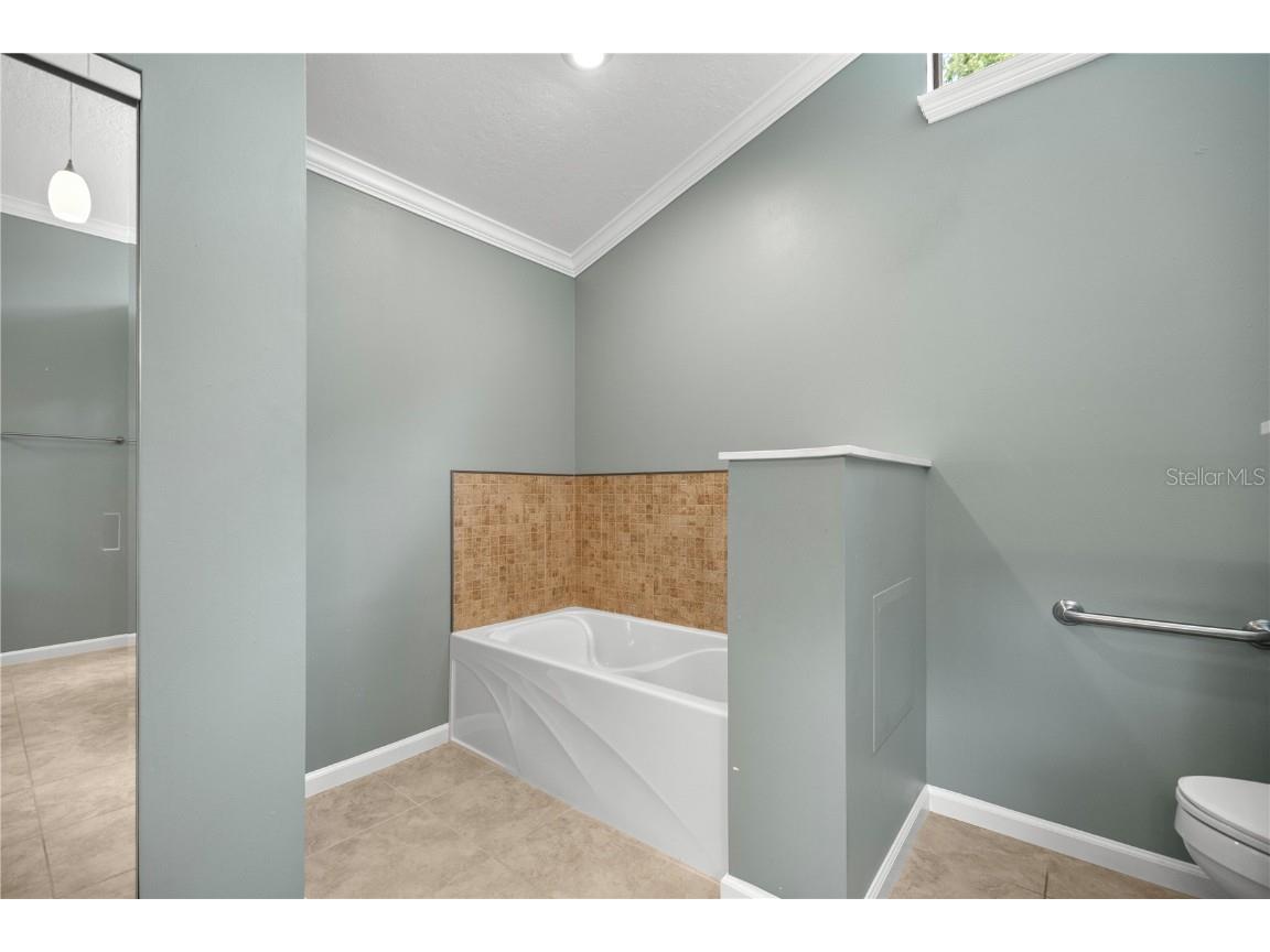 2811 SE 14th Street Ocala FL 34471 OM678361 image33