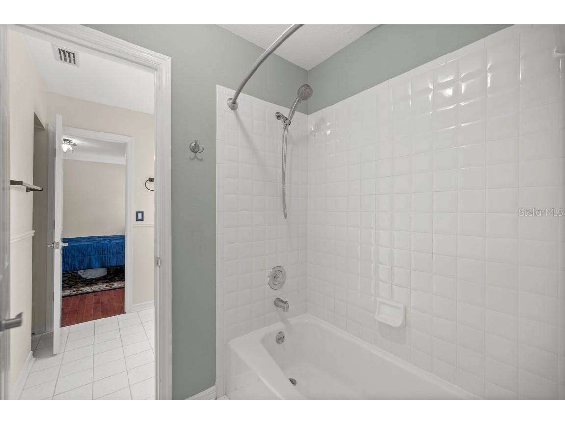 2811 SE 14th Street Ocala FL 34471 OM678361 image51