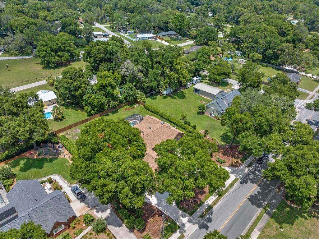 2811 SE 14th Street Ocala FL 34471 OM678361 image62