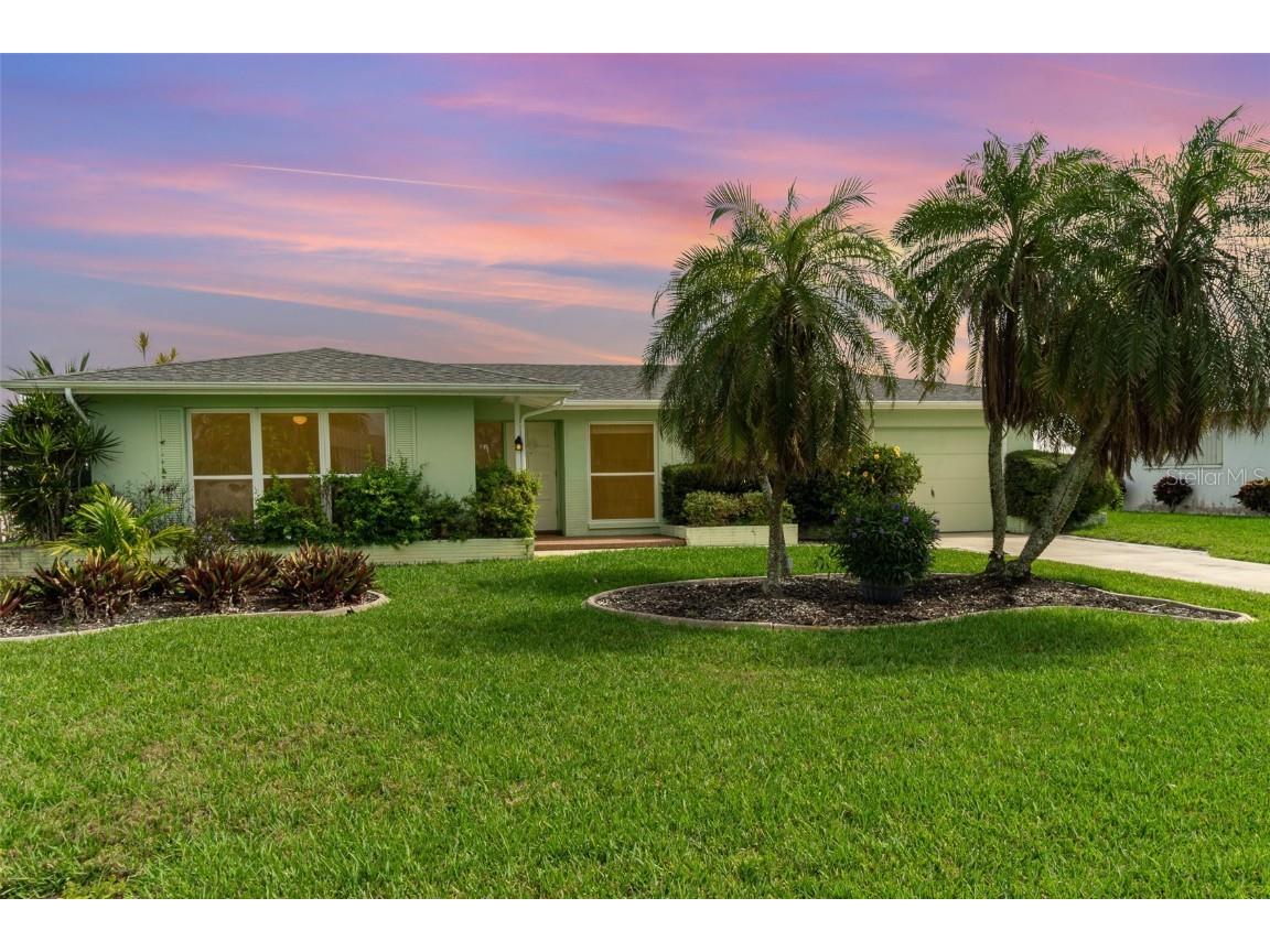 2811 SE 18th Court Cape Coral FL 33904 - STOKES CANAL C7505462 image1