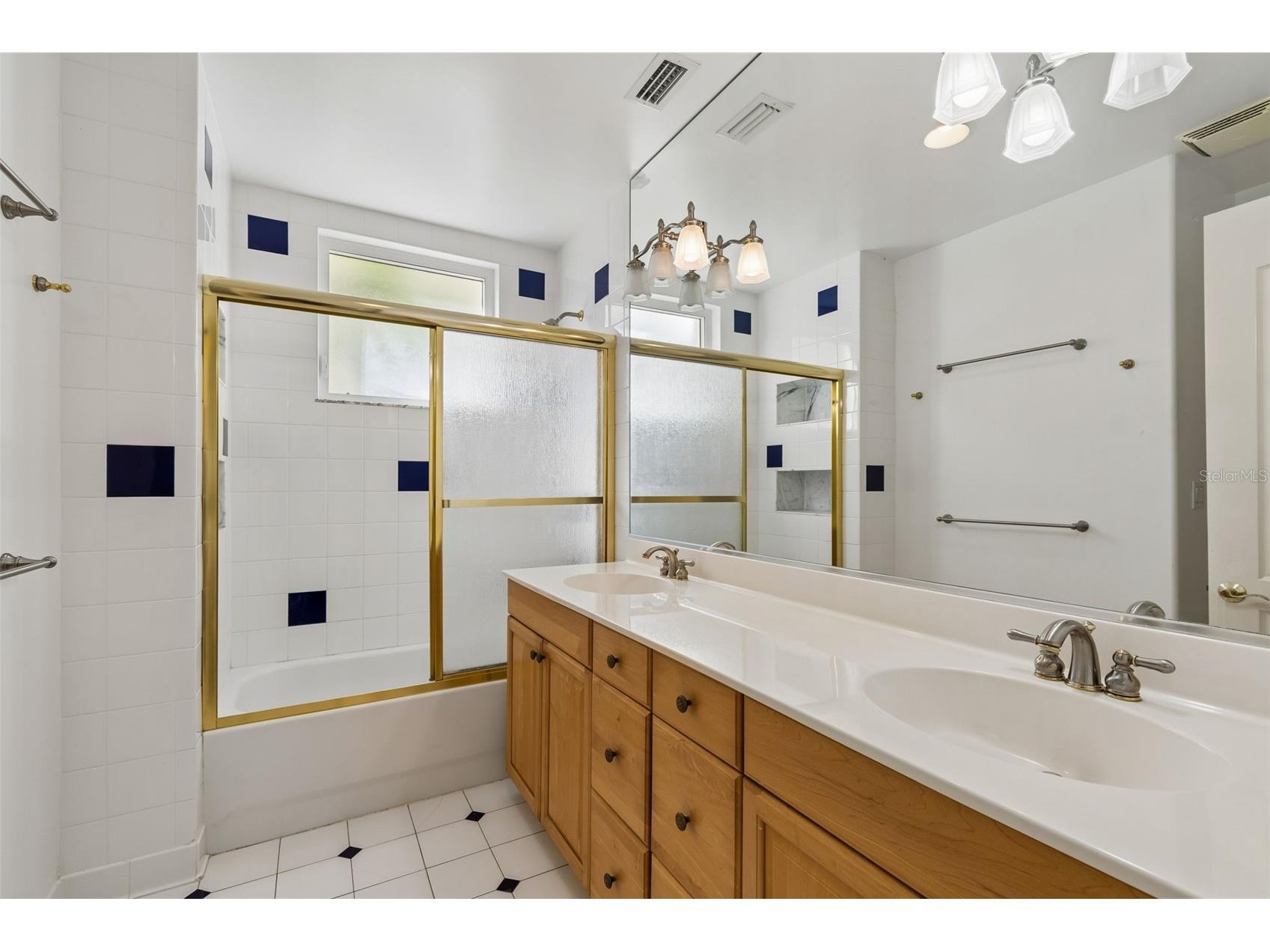 2811 Sunset Way Saint Pete Beach FL 33706 TB8488090 image39