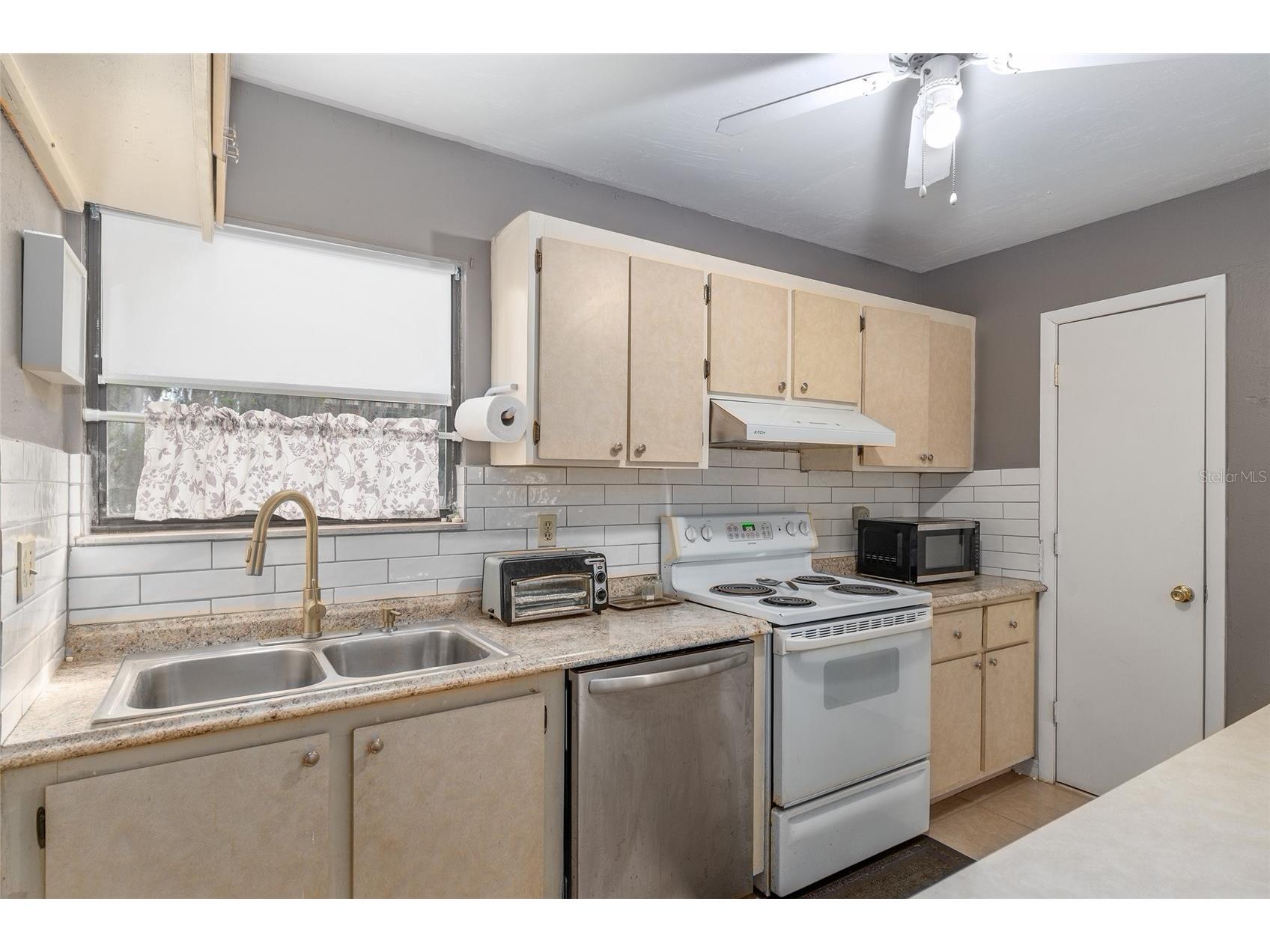 2811 SW Archer Road #V187 Gainesville FL 32608 GC537939 image9