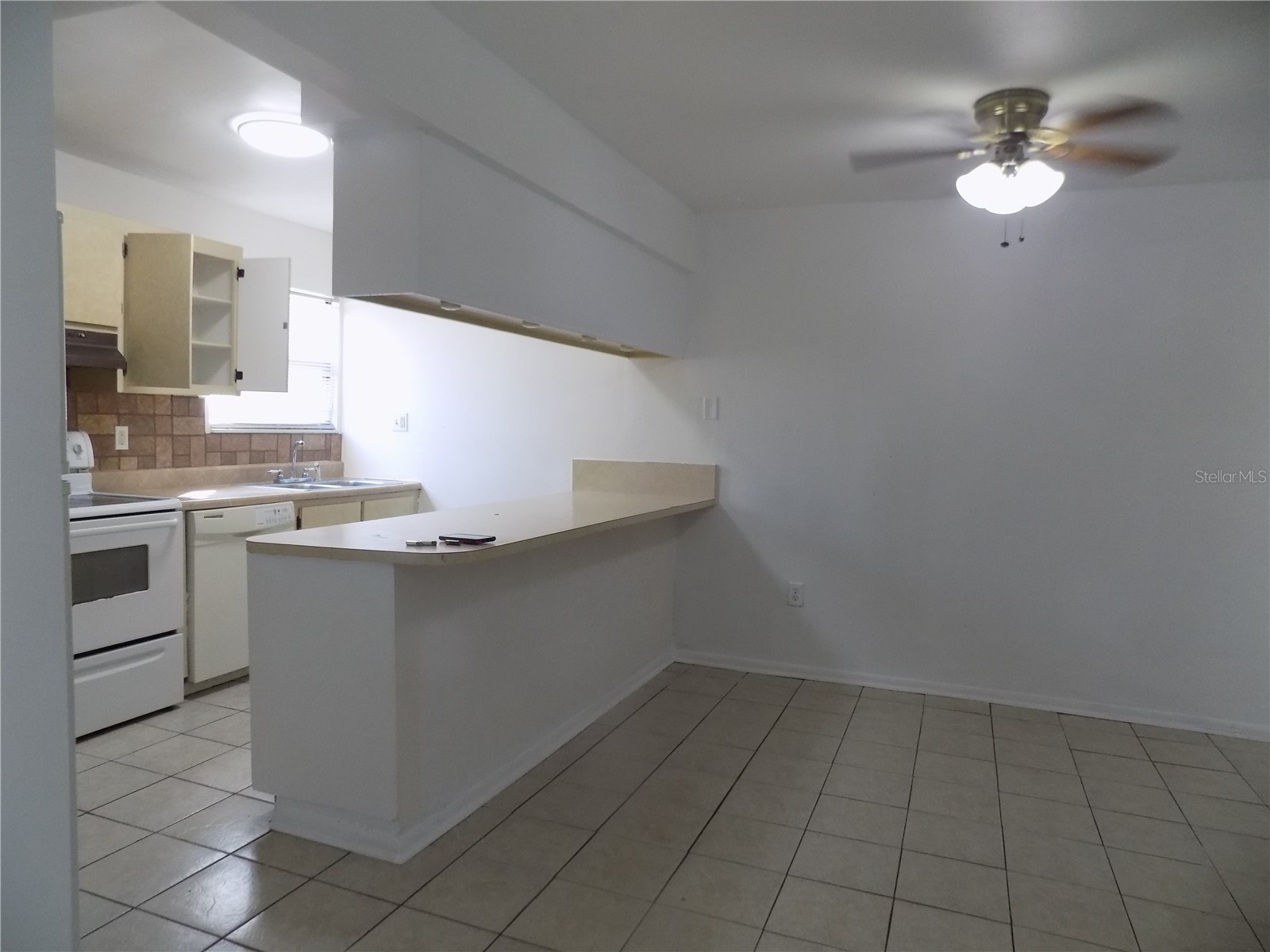 2811 SW Archer Road #X 201 Gainesville FL 32608 GC540576 image12