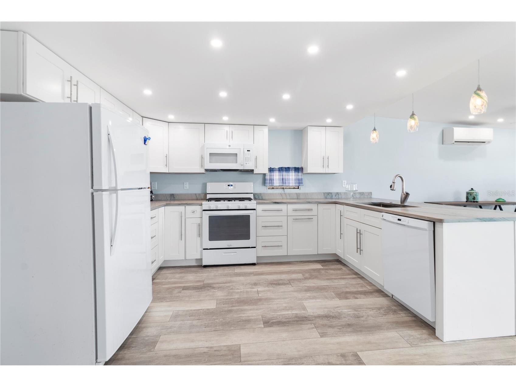 2812 14th Street W Palmetto FL 34221 A4685346 image16
