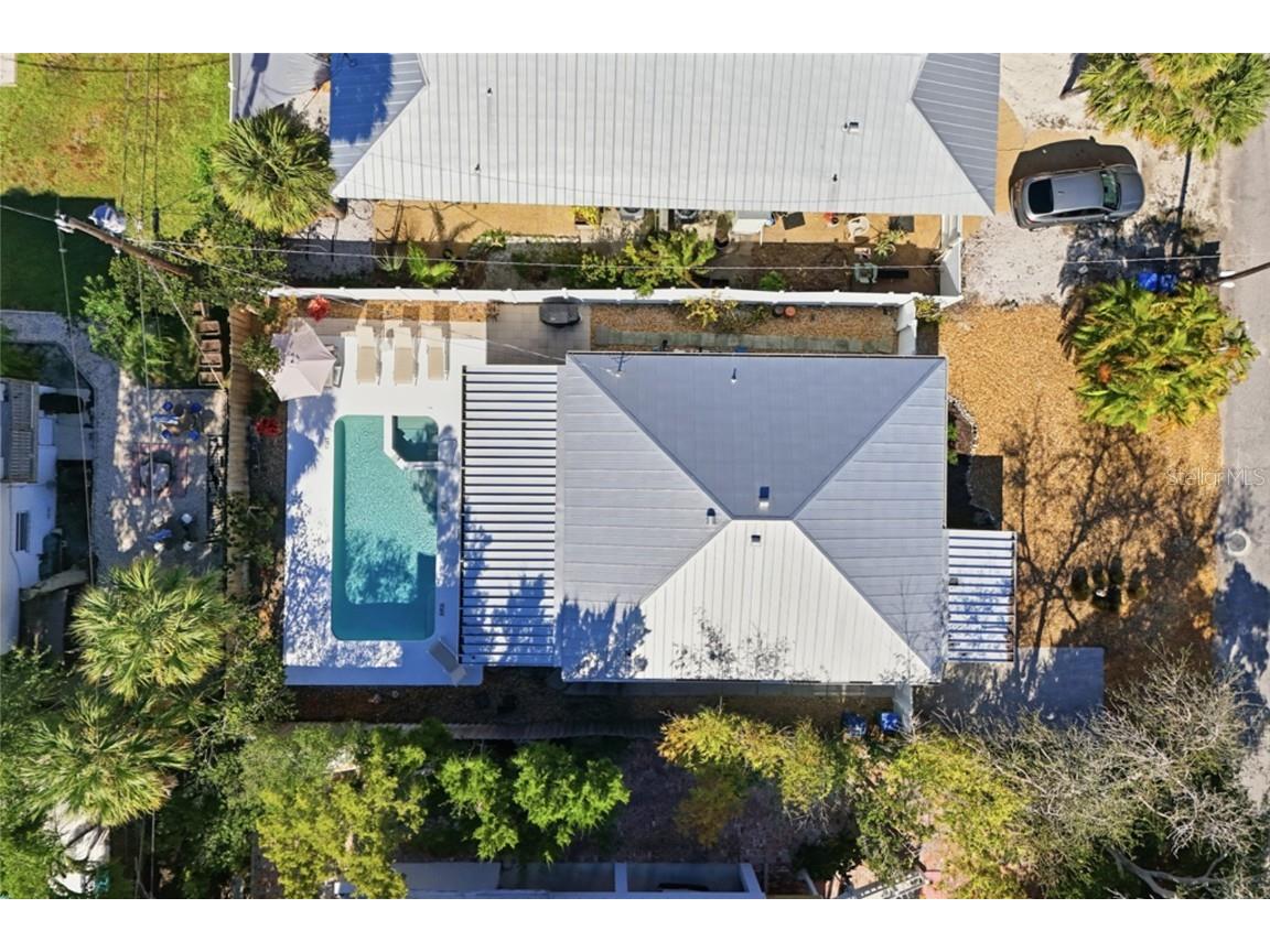 2812 Avenue B Holmes Beach FL 34217 A4673229 image35