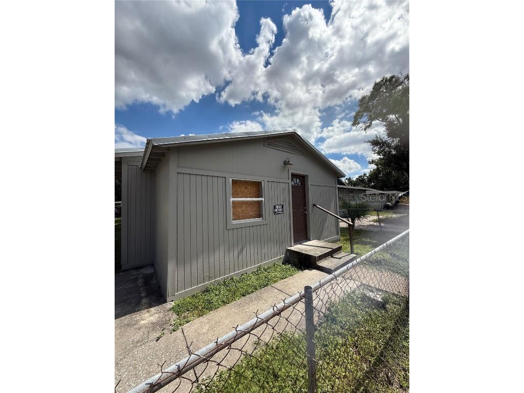 2812 Dixie Avenue Sarasota FL 34234 A4669612 image1