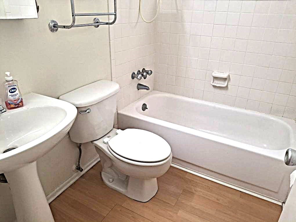 2812 Dovewood Street Clearwater FL 33759 TB8502108 image14