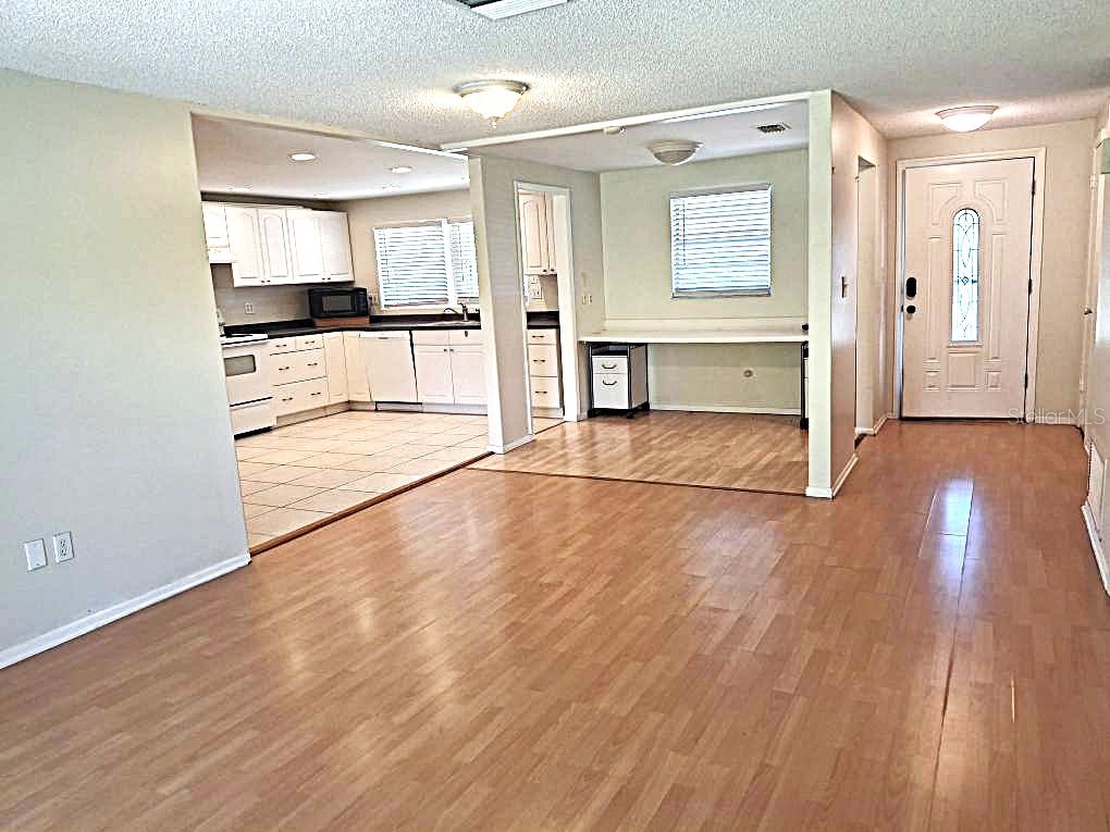 2812 Dovewood Street Clearwater FL 33759 TB8502108 image8