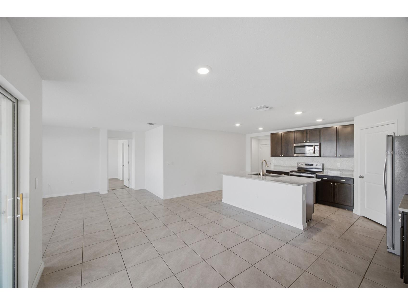 2812 Gumbo Limbo Drive Wimauma FL 33598 TB8523760 image5