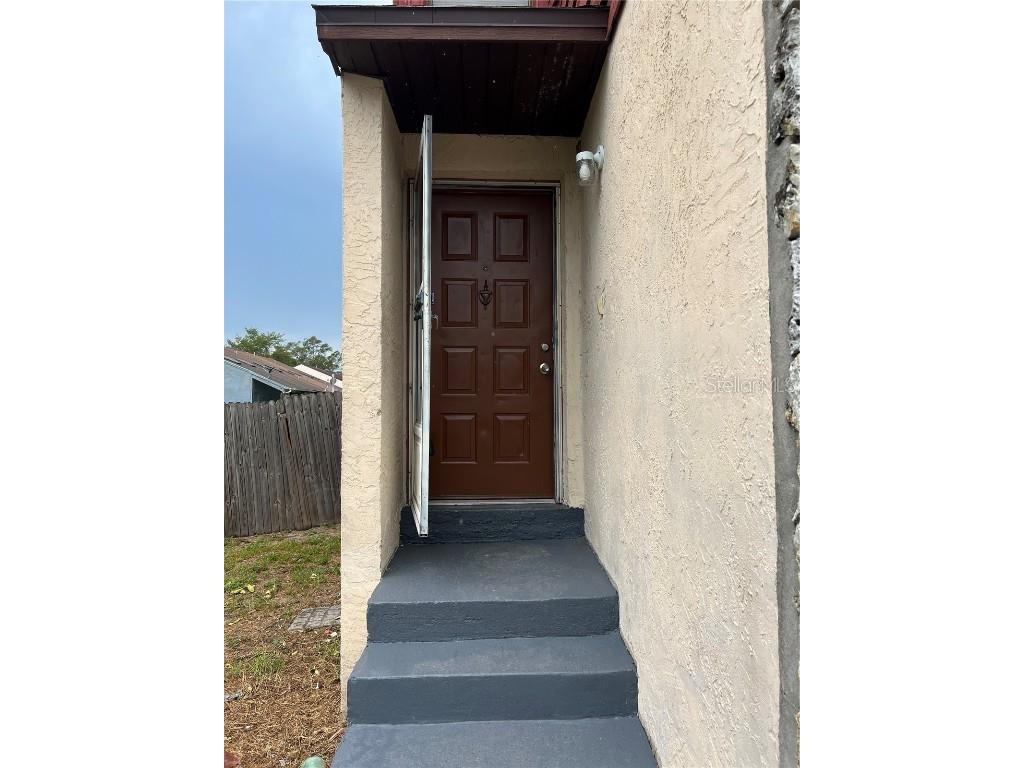 2812 Hunt Club Lane #2812 Orlando FL 32826 O6366245 image2