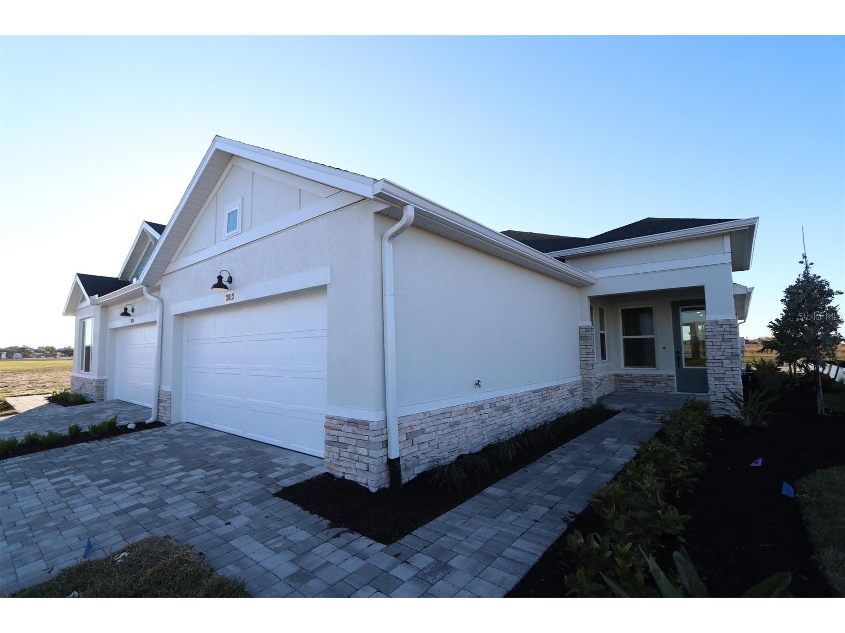 2812 Marrakesh Lane Sarasota FL 34234 TB8470386 image1