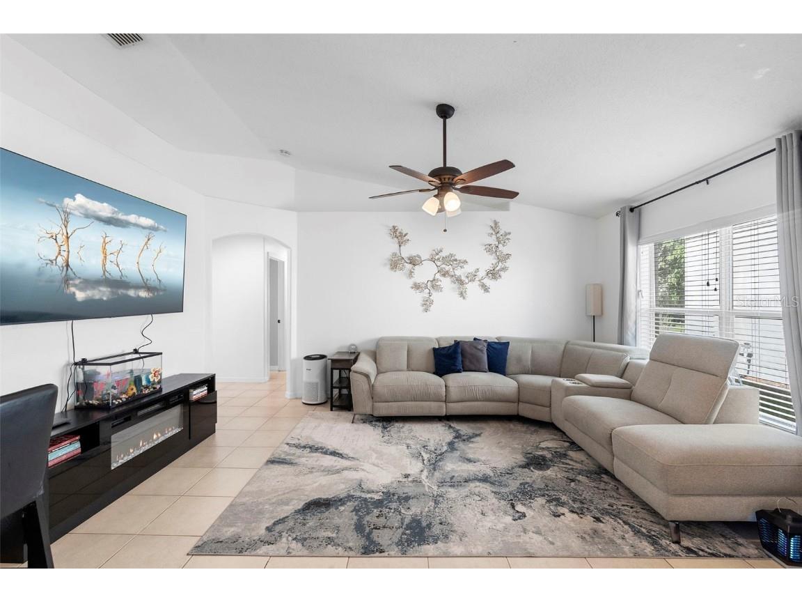 2812 S Shine Avenue Orlando FL 32806 O6362309 image16