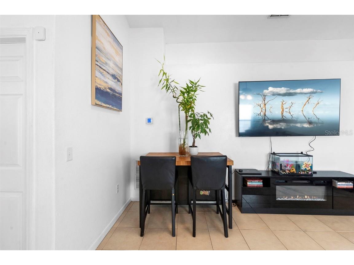 2812 S Shine Avenue Orlando FL 32806 O6362309 image17