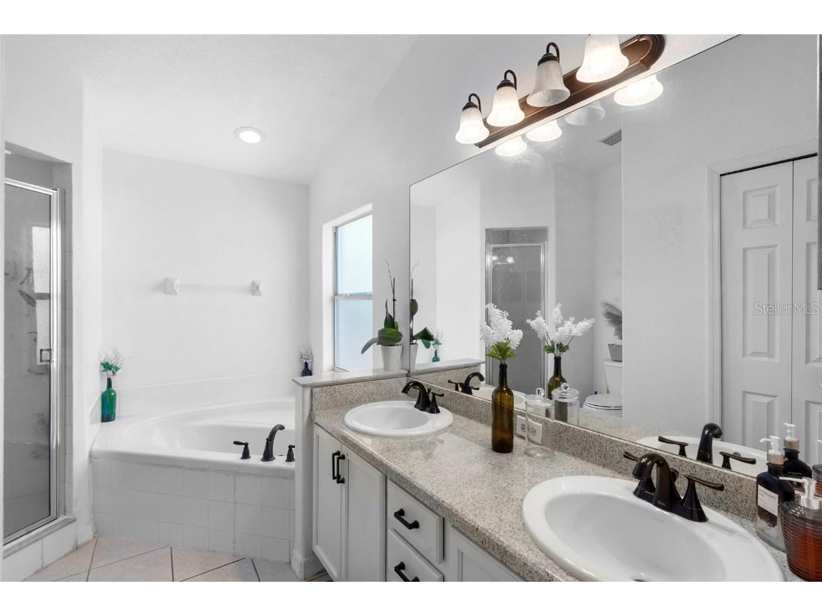 2812 S Shine Avenue Orlando FL 32806 O6362309 image20