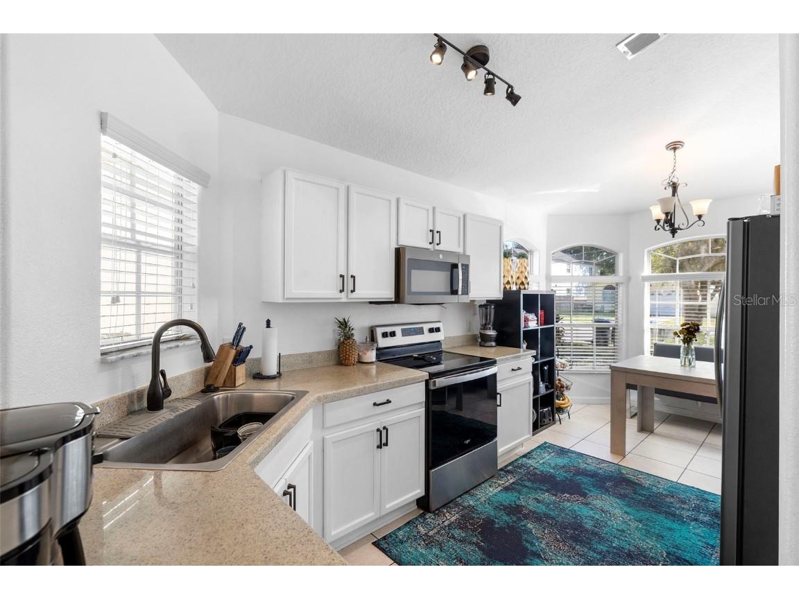 2812 S Shine Avenue Orlando FL 32806 O6362309 image6