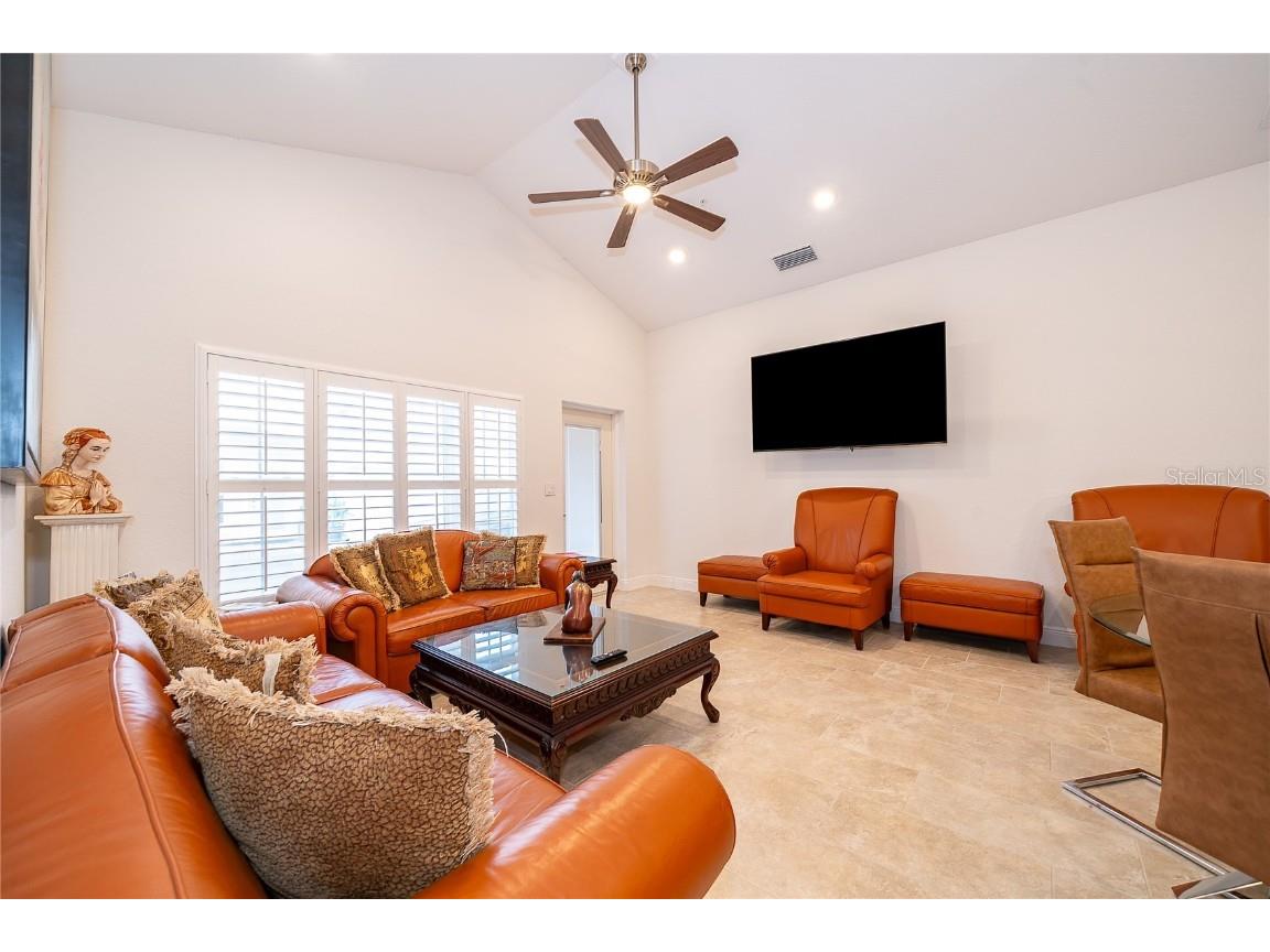 2812 Shantiniketan Boulevard #I-12 Tavares FL 32778 O6346905 image10