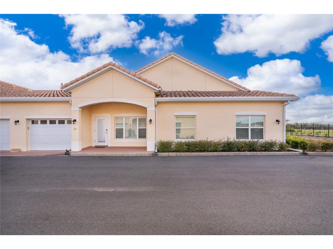 2812 Shantiniketan Boulevard #I-12 Tavares FL 32778 O6346905 image2