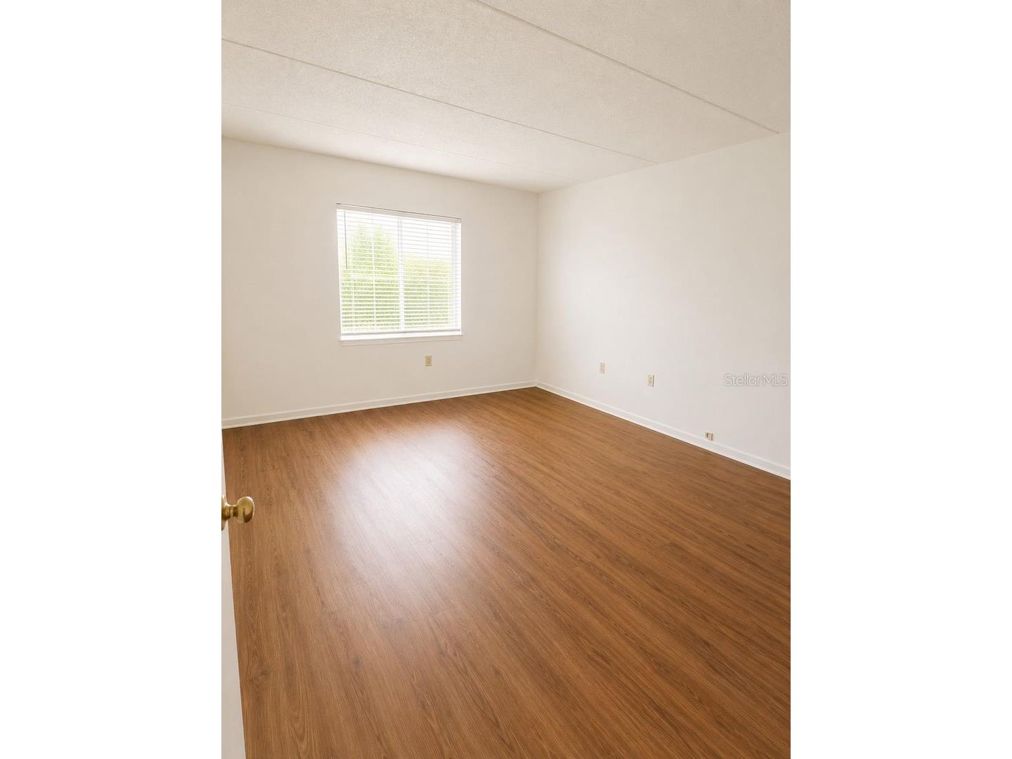 2812 Somerset Park Drive #105 Tampa FL 33613 TB8515963 image5