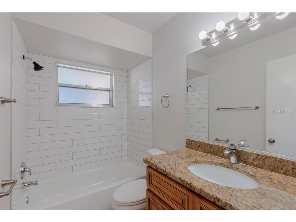 2813 20th Avenue W Bradenton FL 34205 TB8428201 image32