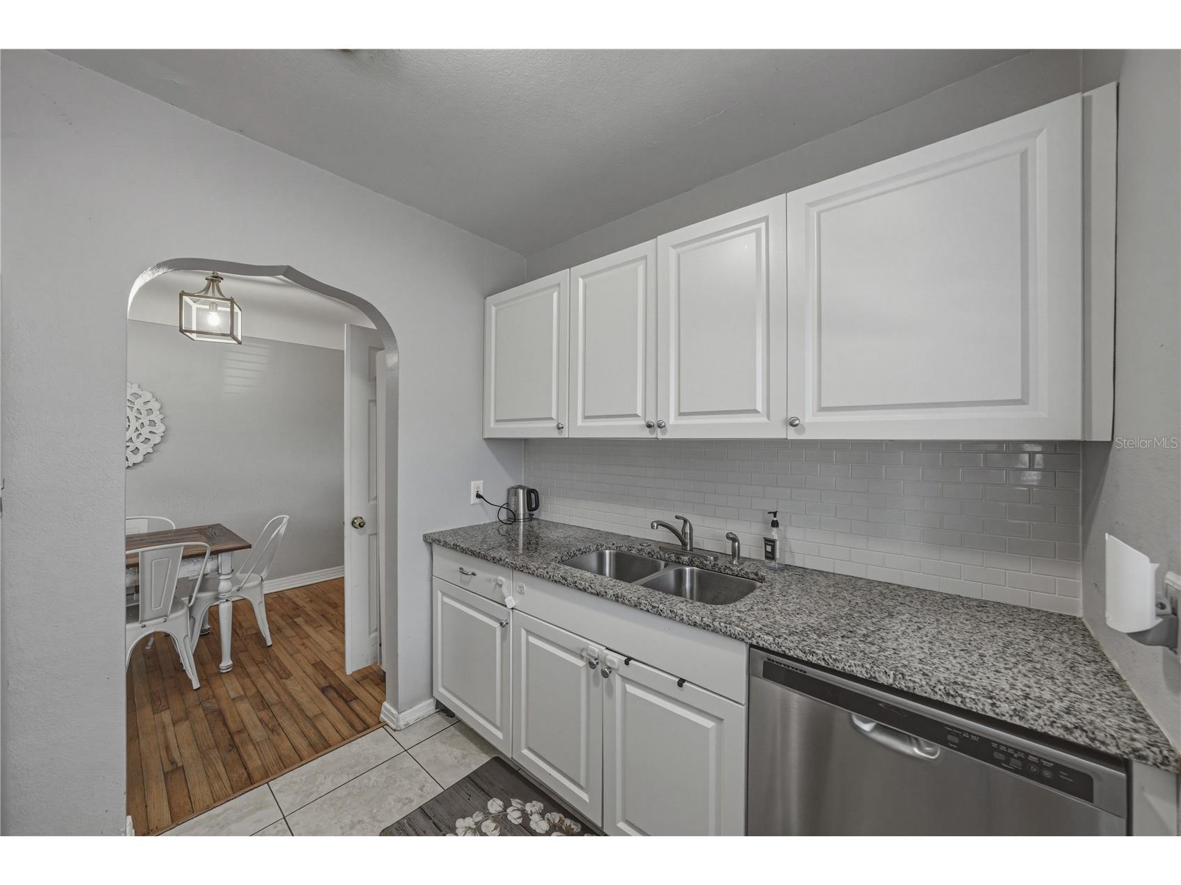 2813 59th Avenue N Saint Petersburg FL 33714 L4959596 image8