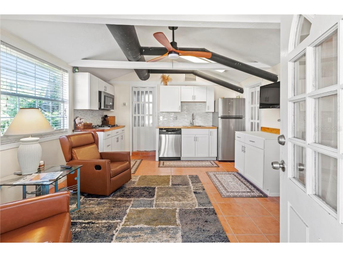 2813 Avenue E Holmes Beach FL 34217 A4668413 image22