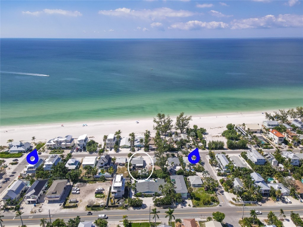 2813 Avenue E Holmes Beach FL 34217 A4668413 image3